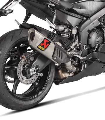 Escape Akrapovič em titânio para Yamaha YZF R6 (17-24) S-Y6SO12-HAPT