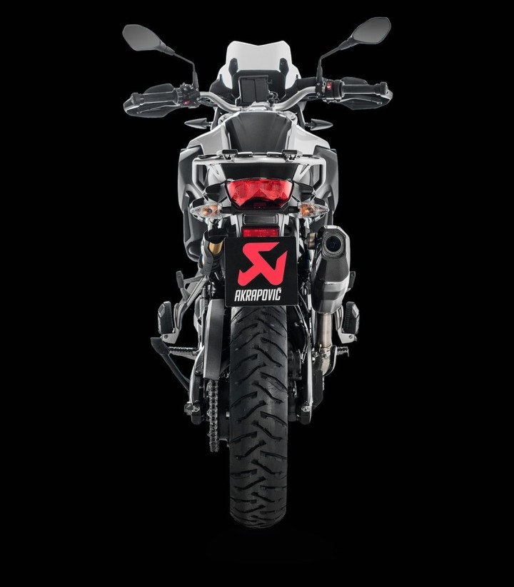 Akrapovič-Auspuff in Schwarz für BMW F 750-750/850 GS (18-23), F 800 GS (18-26), F 900 GS (24-26) SB9SO3HFBFCTBL1