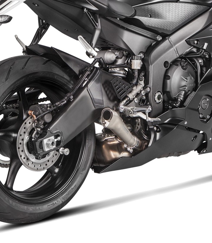 Akrapovič Megaphone Exhaust in Titanium for Yamaha YZF R6 (06-26) SM-Y6SO6T