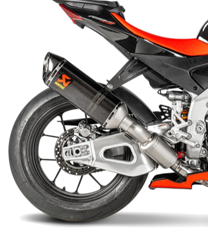 Akrapovič-Verbindungsrohr Track Day aus Titan für verschiedene Aprilia-Modelle L-A10E11/TD