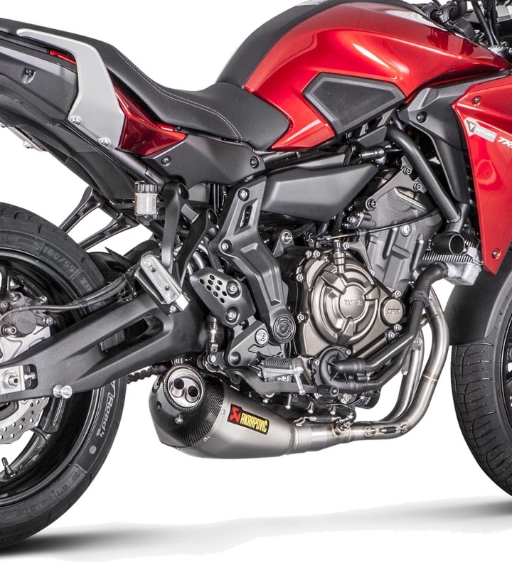 Akrapovič Racing Exhaust in Titanium for Yamaha MT 07 (14-20), MT 07 Tracer (16-19), XSR 700 (16-20) S-Y7R5-HEGEH