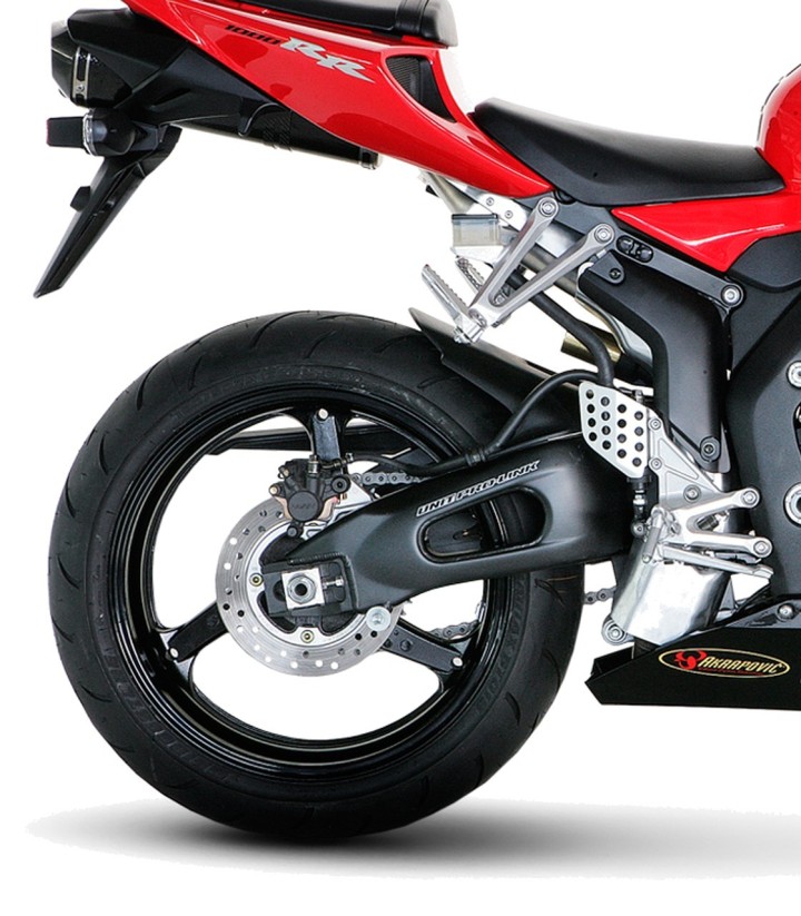 Akrapovič-uitlaat van carbon voor Honda CBR 1000 RR (06-07) S-H10SO5T-HWC
