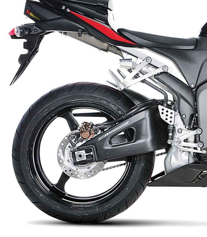 Échappement Akrapovič en titane pour Honda CBR 600 RR (09-14) S-H6SO13-HACT