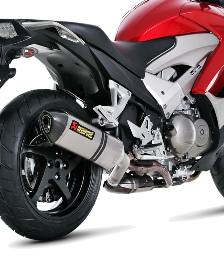 Akrapovič Exhaust in Titanium for Honda VFR 800 X Crossrunner (11-14) S-H8SO2-HRT