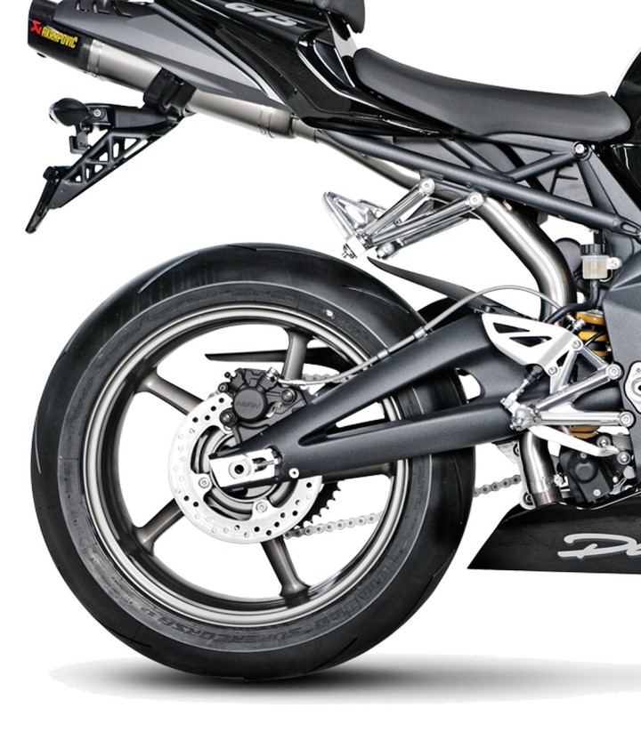 Akrapovič-Auspuff aus Titan für Triumph Daytona 675 (06-12) S-T675SO3-HACT