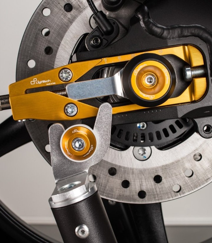 LighTech Chain Adjusters in Gold for Yamaha YZF R6 (17-25) TEYA006ORO