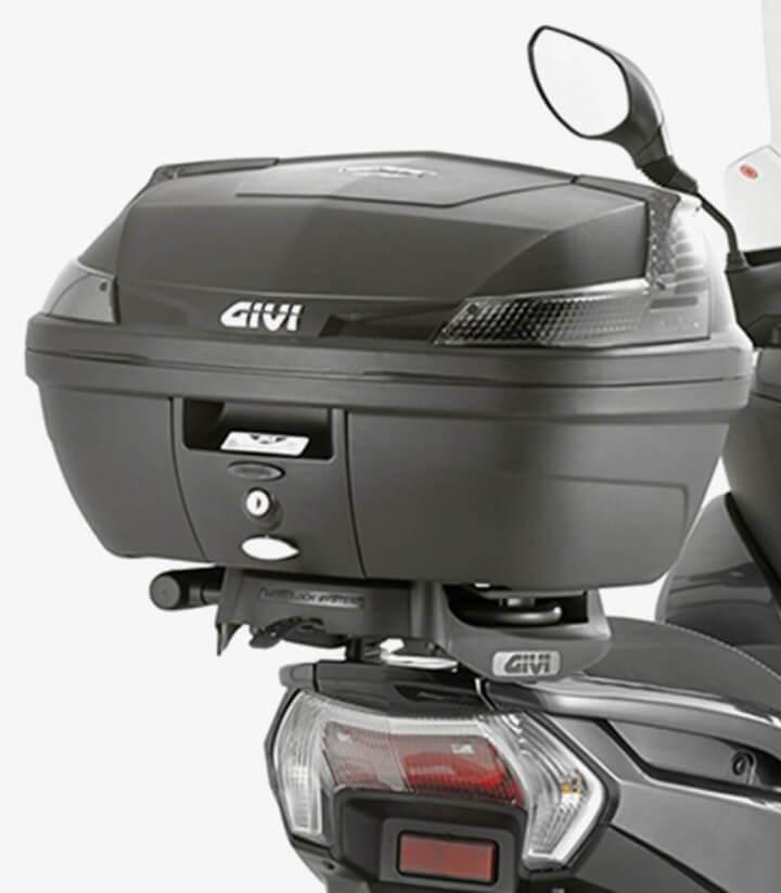 Maleta trasera B47 Blade Tech B47NTML color Negro de Givi
