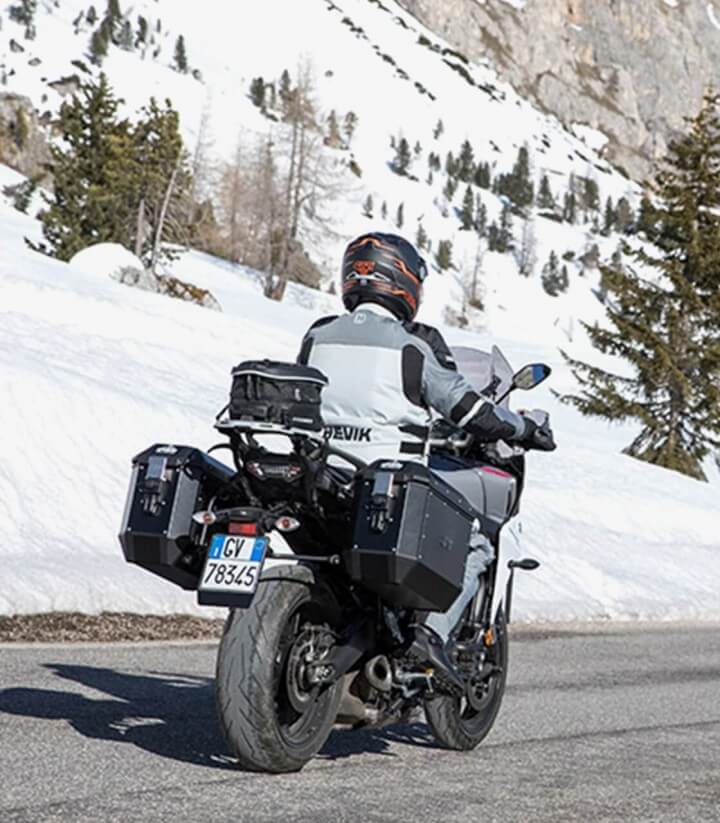 Seitenkoffer Trekker Alaska 36 Black Line in der Farbe Schwarz von Givi