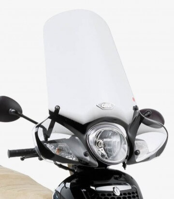 Windschild Klar Givi 154A für Aprilia Scarabeo 125/200 (07-11)