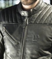 Garage EVO 4 Seasons Jacket for Man from Hevik in color Black