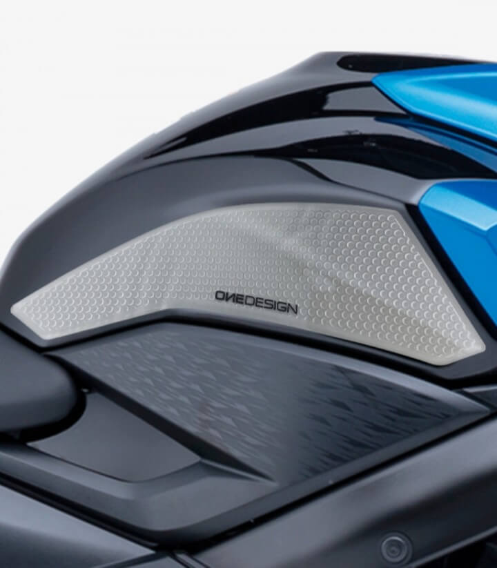 Seitliches Tankpad Suzuki GSX-S750 (17-20) in der Farbe Klar von Puig 20085W