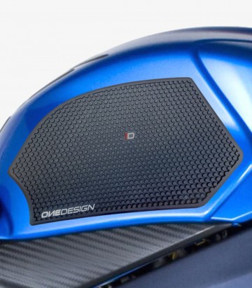 Seitliches Tankpad Suzuki GSX-R600 (11-16), GSX-R750 (11-16) in der Farbe Schwarz von Puig 20083N