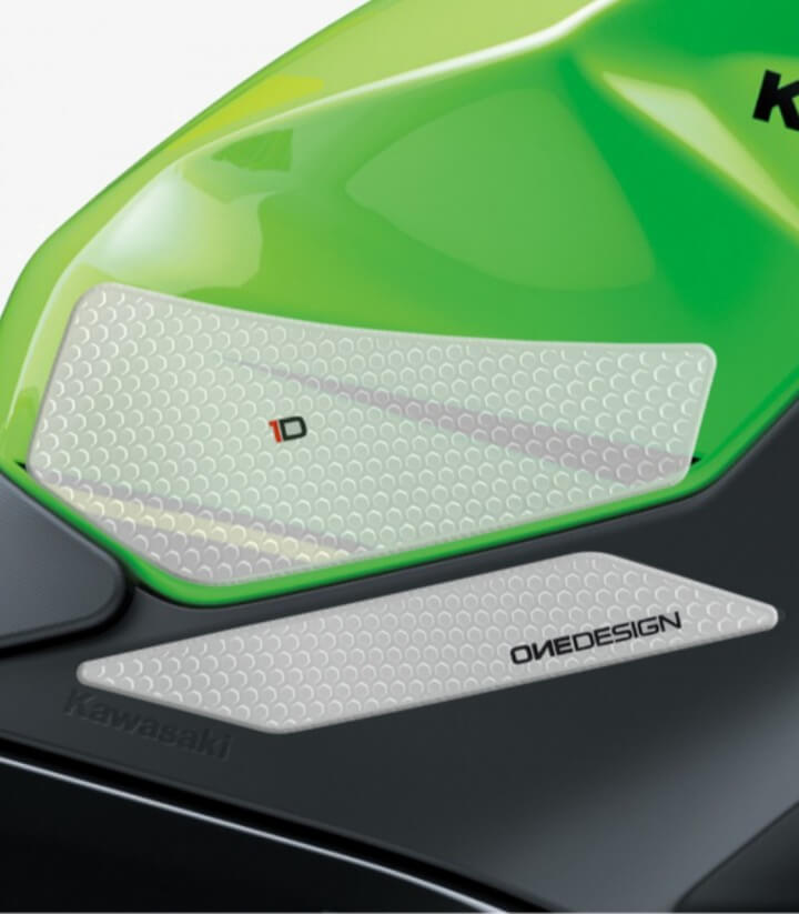 Seitliches Tankpad Kawasaki Ninja 400 (18-20) in der Farbe Klar von Puig 20076W