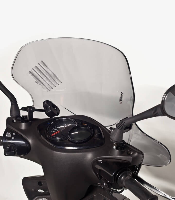 Parabrisas Puig modelo City Touring para scooters color Ahumado