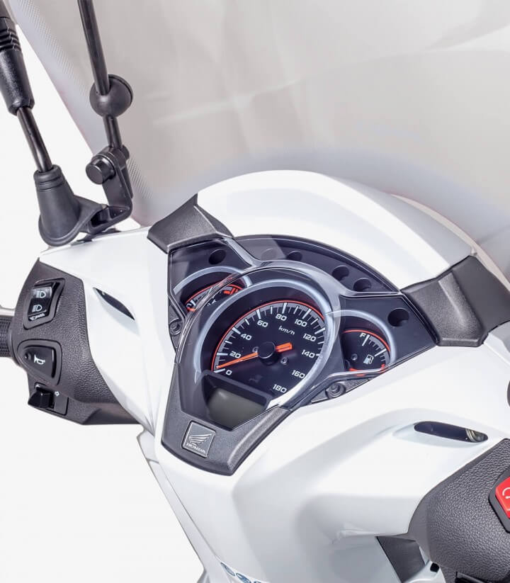 Puig T.S. Transparent Windshield for Scooters