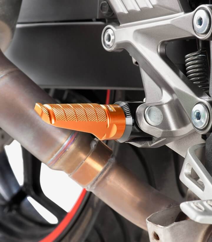 Estriberas Racing de Puig 6301T en color naranja