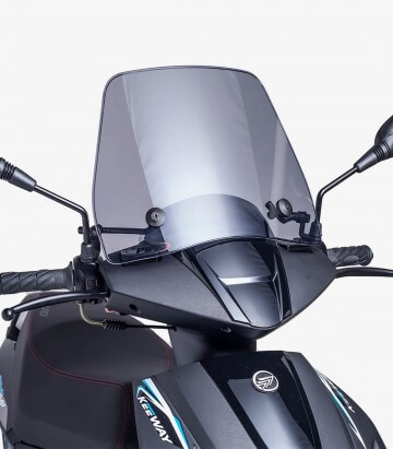 Parabrisas Puig modelo Trafic para scooters color Ahumado 8103H