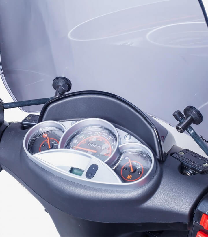 Puig Trafic Smoked Windshield for Scooters