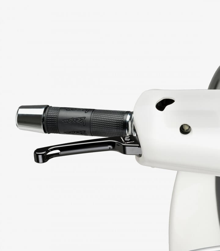 Hebel für Bremse 20366Nx2 Puig Schwarz – passend für Vespa GTS 125 (08-10,12-22), 300 (08-22), GTV 300 (23-25)