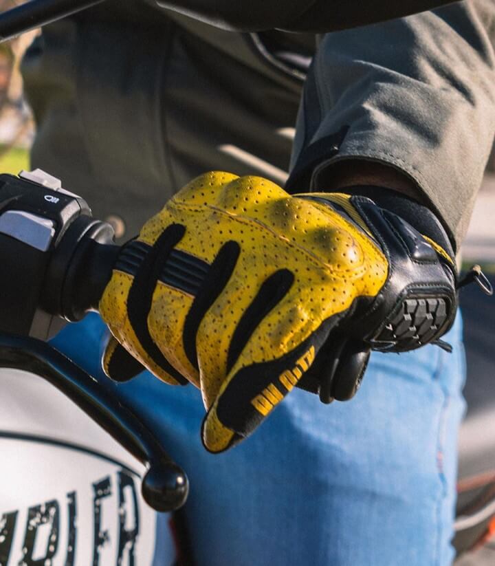 Guantes Tokio de By City de verano de hombre color amarillo