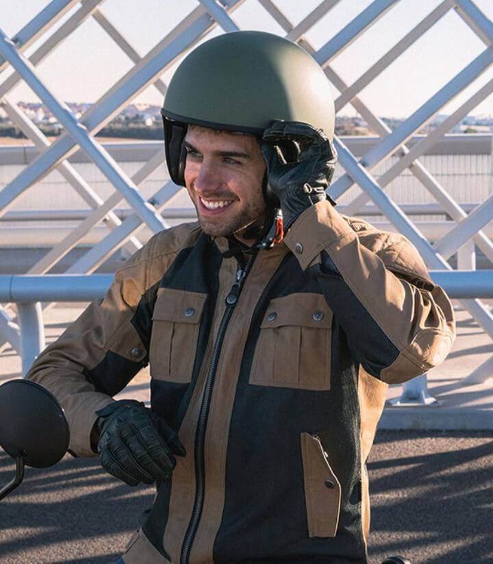 Casco jet By City The City verde mate