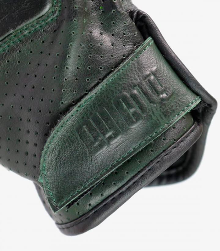 Guantes Pilot II de By City de verano de hombre color verde
