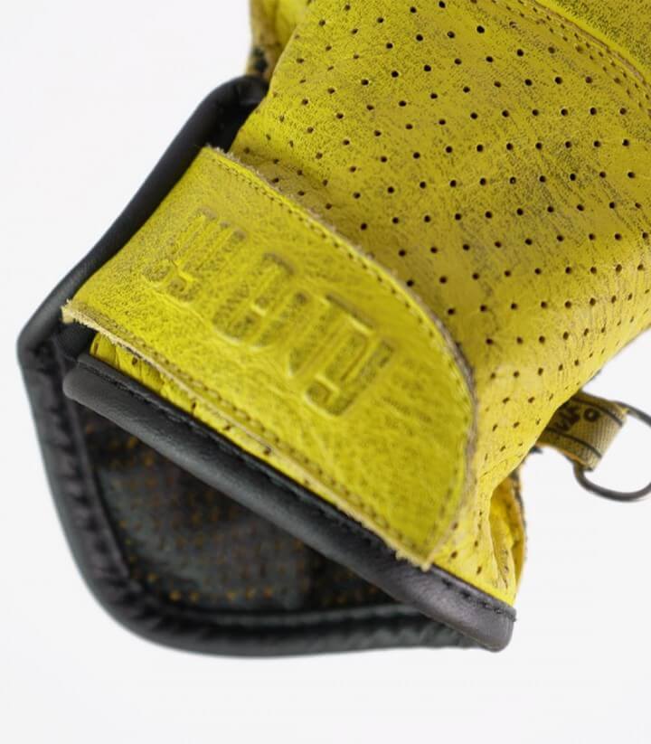 Summer man Pilot II Gloves from By City color yellow