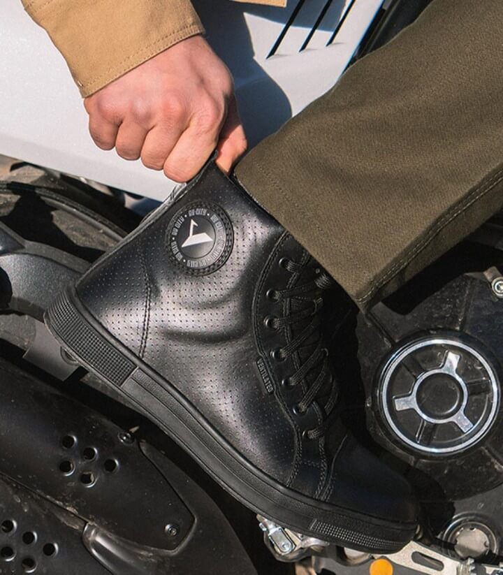 Botas de moto unisex By City Tradition II negras