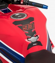 Puig Tank Pad 20682C model 93 Marc Márquez color Carbon simile