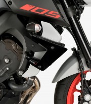 Alerones laterales Naked 20380N para Yamaha MT-09 color Negro de Puig