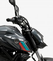 Alerones frontales Naked 21129J para Yamaha MT-07 / Pure color Negro mate de Puig