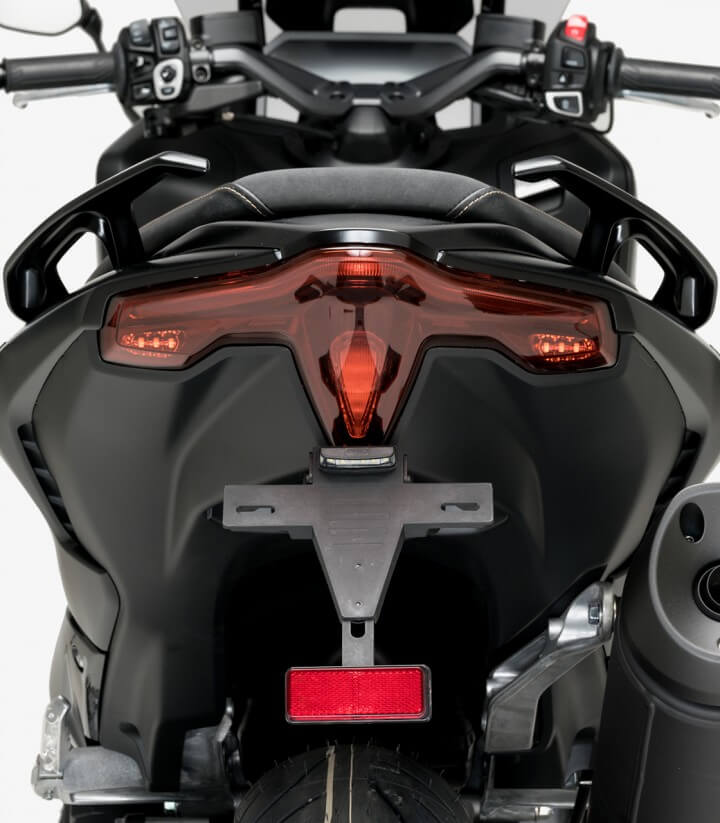Kennzeichenhalter Puig 21283N für Yamaha TMAX 560 (22-26)