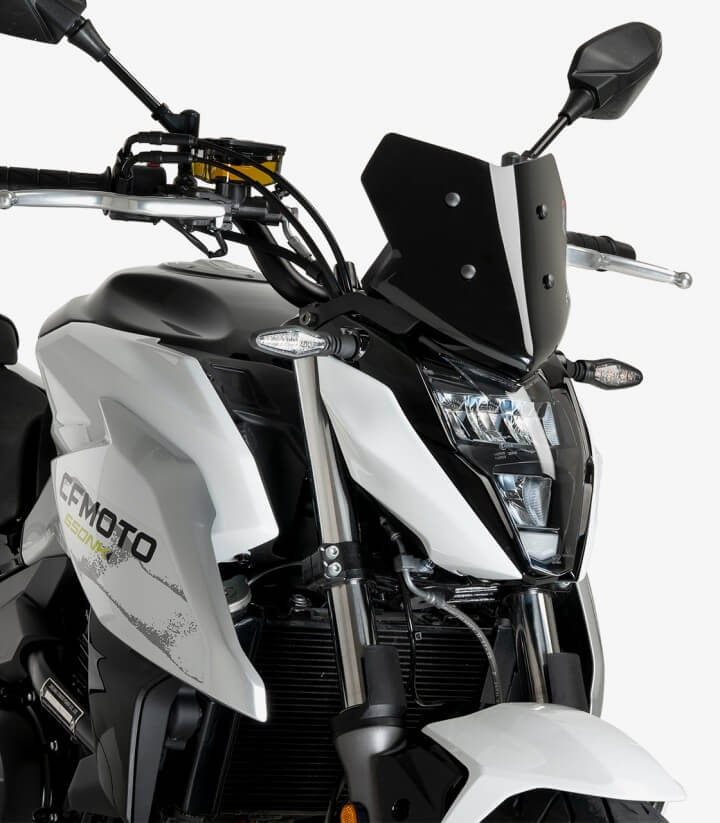 Windschild Puig New Generation Sport CFMOTO 650NK (17-26) Schwarz 21653N