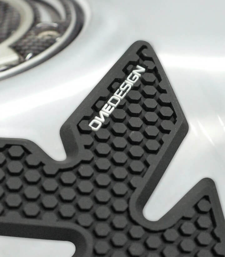Protector depósito Puig Tire Negro 9939N