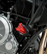 Topes anticaída R19 Puig 22103N para Triumph Daytona 660 (24)