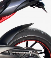 Extensión guardabarros trasero Puig 21556J para Triumph Speed Triple 1050 / R / RS (2011 - 2020)