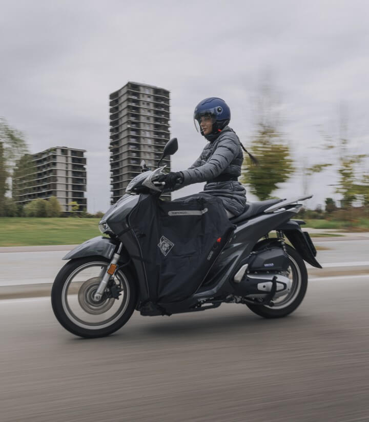 Beindecke R212 Tucano Urbano Honda SH 125i (20)/Sport (22-25)/Vetro (24-25), SH 150i (20-25)