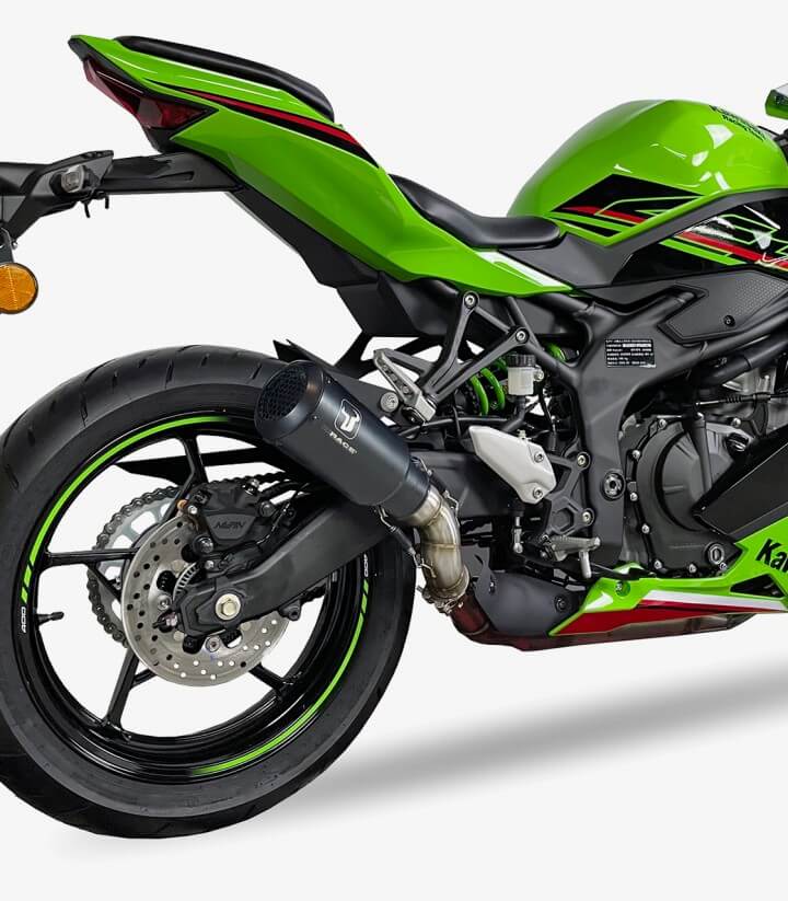 Auspuff AK7242SB IXRACE MK2B Schwarz für Kawasaki Ninja ZX-25 R, ZX-4 R/RR (23-26)