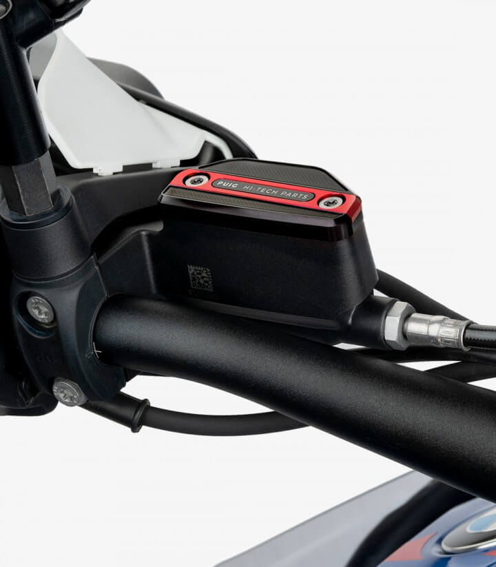 Deckel Puig für den Flüssigkeitsbehälter (Kupplung) in der Farbe Rot 21874R für BMW R1300GS (23-26), R1300GS Adventure (24-26), 