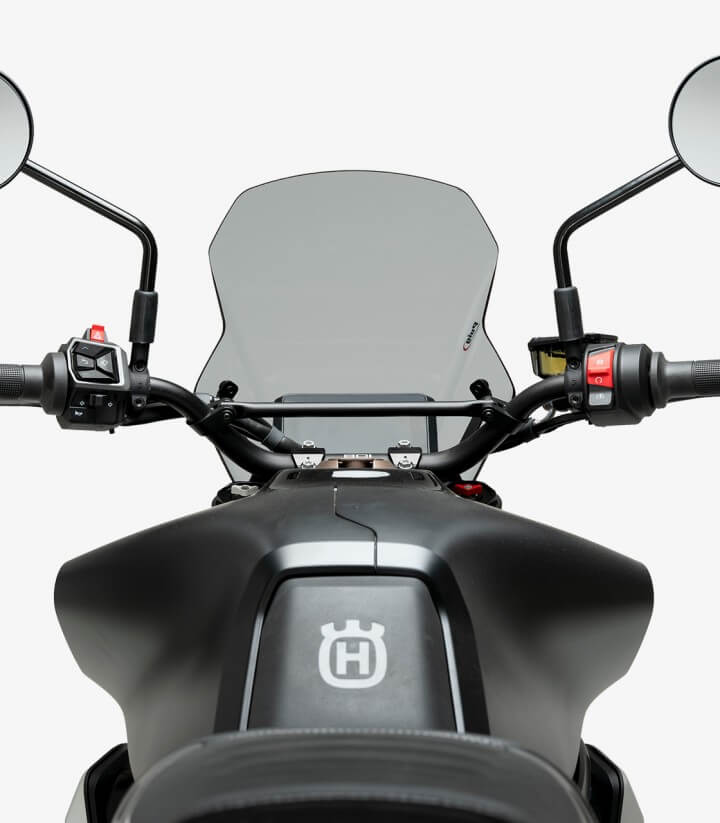 Cúpula Puig New Generation Sport Husqvarna Svartpilen 801 (24-25) Ahumado 22189H