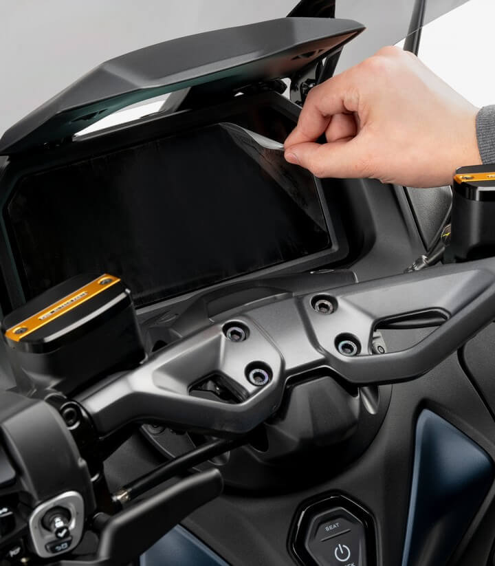 Protector de Dashboard Puig para Yamaha T-MAX 560 / Tech Max (22-24), Tracer 9 GT Plus (23-24) 21554W