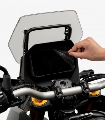 Puig Dashboard-Protektor für Suzuki DL800 V-Strom (24-25), V-Strom Tech (23-26), DL800DE V-Strom (23-26) 21616W