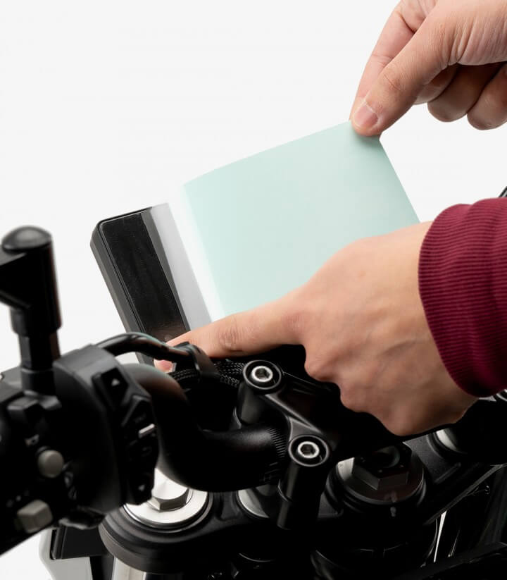 Puig Dashboard Protector for CFMOTO 650 NK (21-25) 21734W