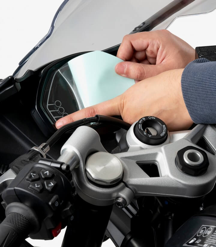 Protector de Dashboard Puig para Triumph Daytona 660 (24-25), Tiger Sport 660 (22-25) 22106W