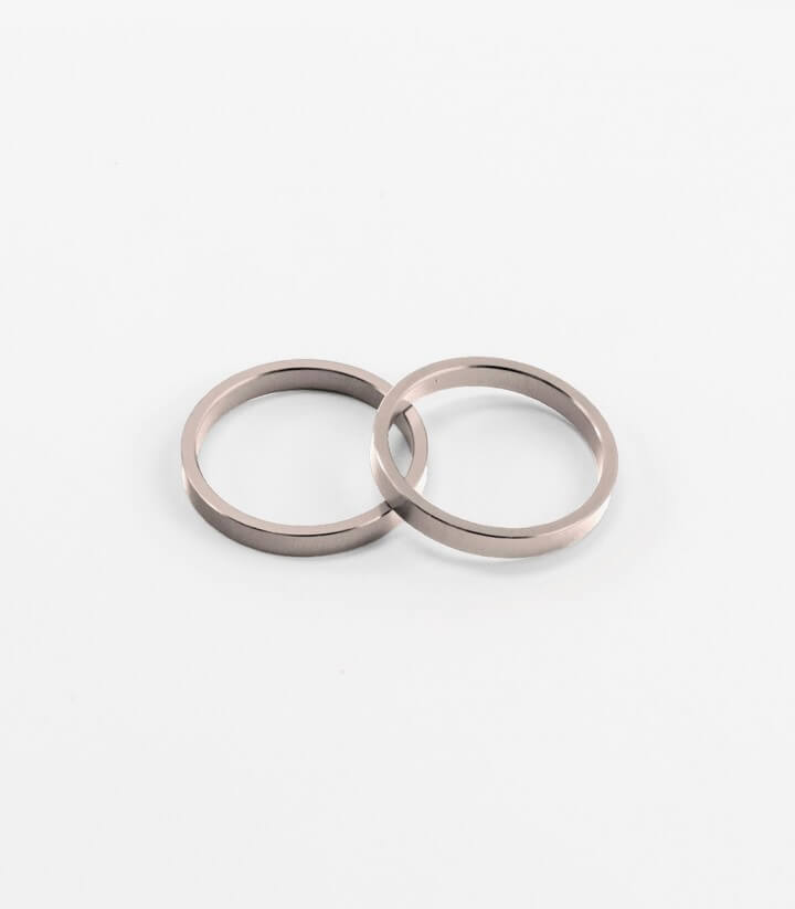 Puig Lenkerendgewichte Kurz mit Ring 20720N in Schwarz für Ducati Monster 937 (21-25)