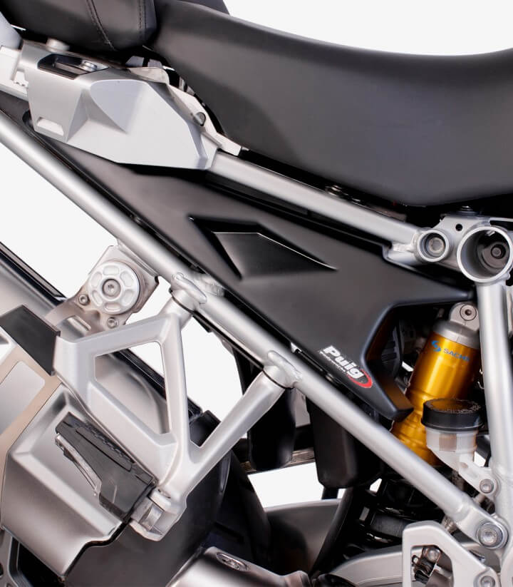 Seitenabdeckungen Puig 7518J für BMW R1200GS Adventure (14-18) Mattschwarz