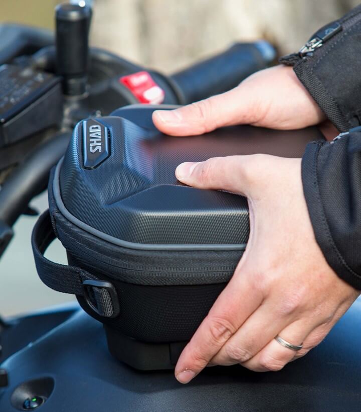 SHAD Click System Tank Bag E03C
