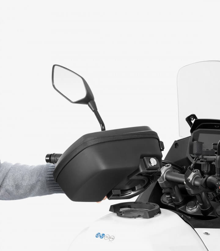 Kit fijación bolsa SHAD Click System T012CS para varios modelos de Voge y Moto Guzzi