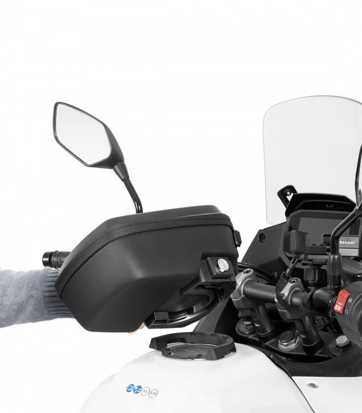 SHAD Click System Tankrucksack-Befestigungskit Y011CS für Yamaha MT07 (18-24)