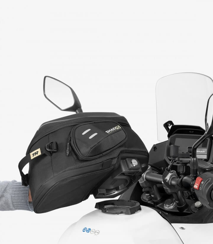 Kit fijación bolsa SHAD Click System Y013CS para Yamaha Tenere 700 World Rally / Raid  (23-25)
